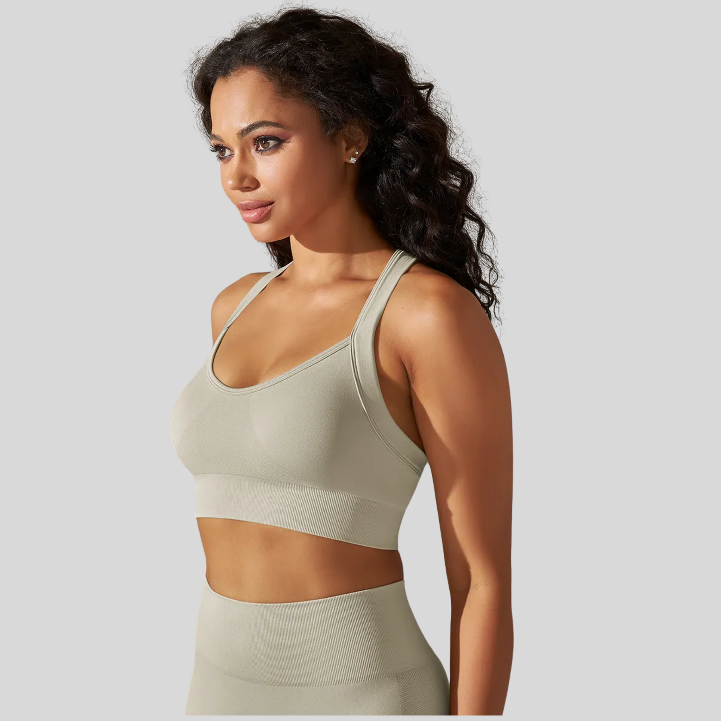 Seamless Sculpt Cross-Back Sports Bra – Ultimate Support & Style