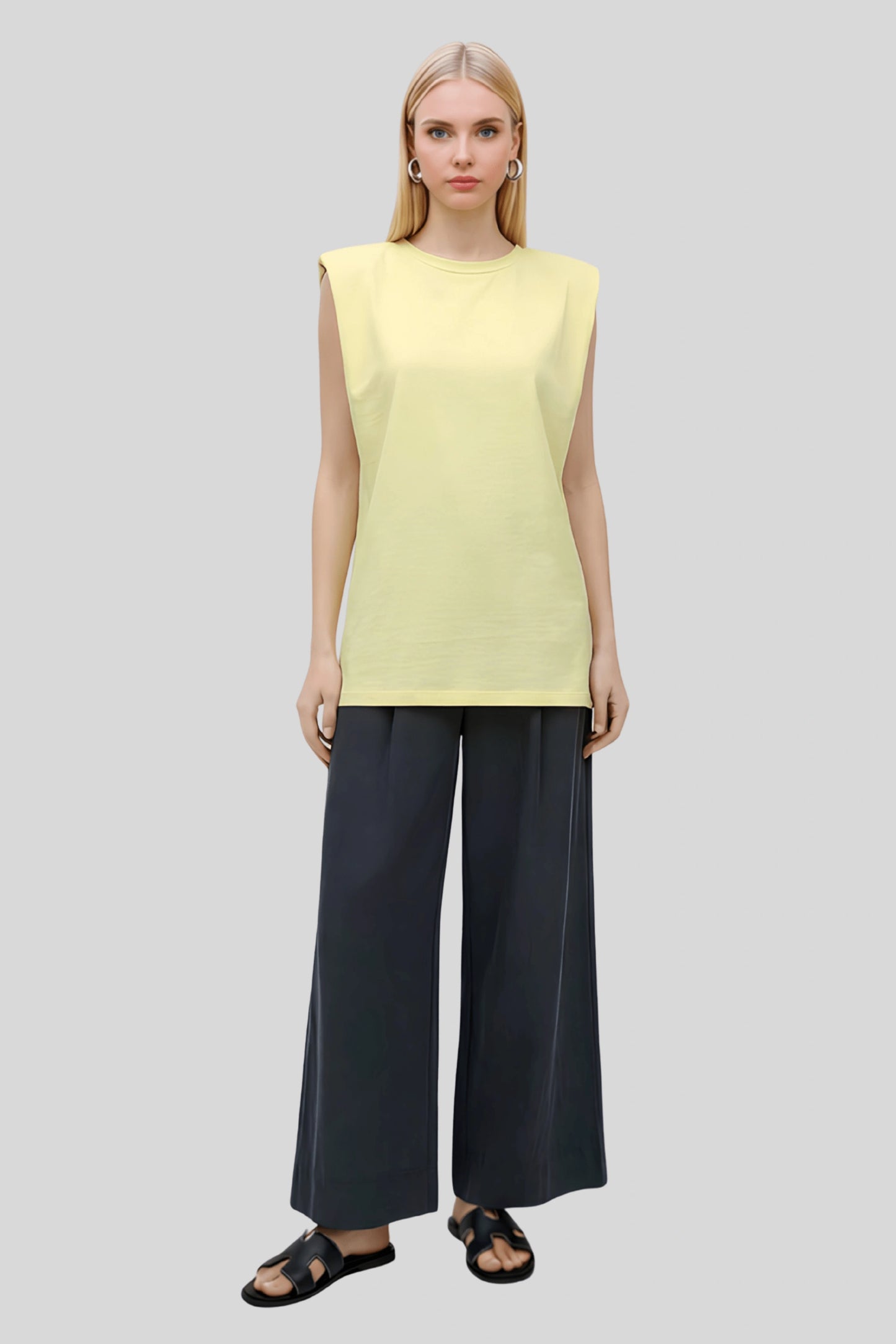 Alzya Sleeveless T-shirt with Padded Shoulders_Yellow