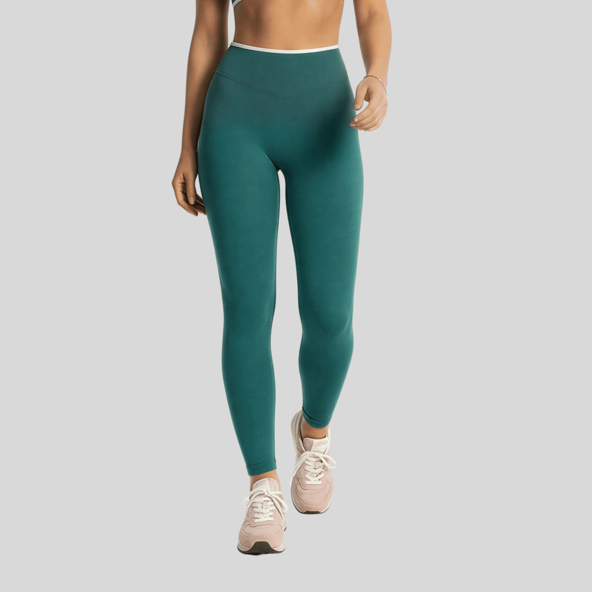 Alzya Women_s_Workout_Set green